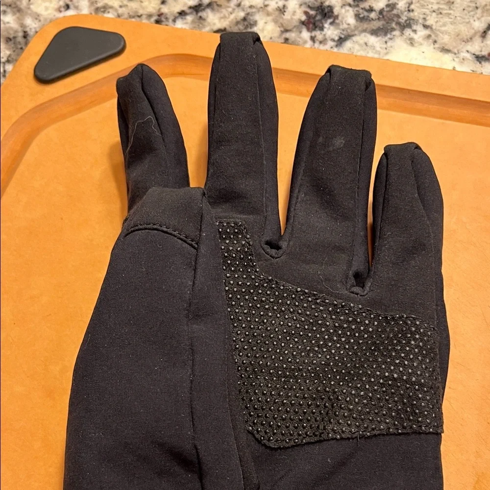 The North Face Gloves - Picture 6 of 10